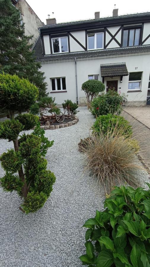 Kwatery U Jarka Z Ogrodem I Parkingiem Jelenia Gora Exterior photo
